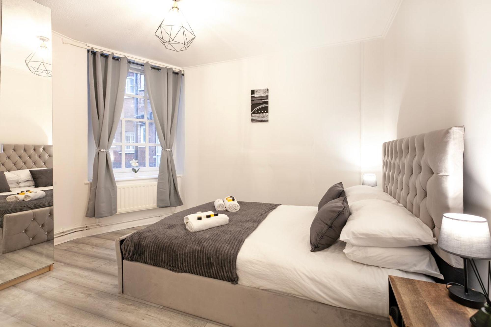 Beautiful One Bedroom Flat In Scott Ellis Gardens London Bagian luar foto